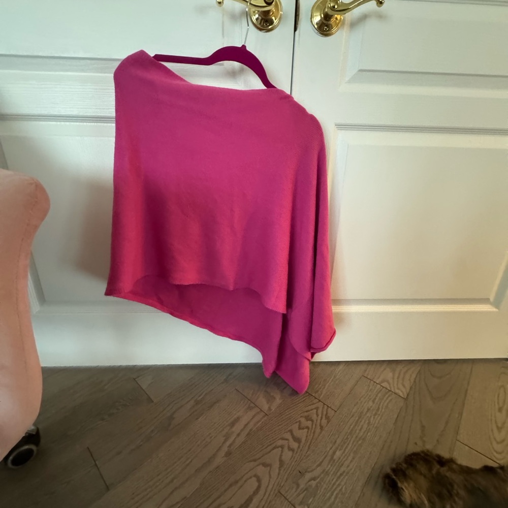 Barbie pink asymmetrical poncho